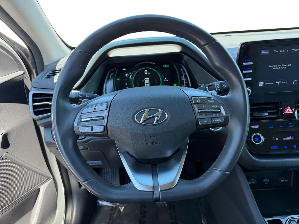 Used 2022 Hyundai Ioniq SE FWD image 12