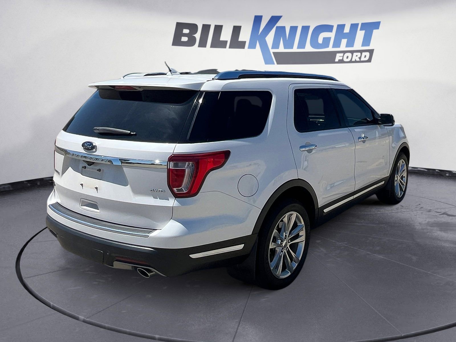 Used 2019 Ford Explorer Limited w/ Ford Safe & Smart Package AWD/4WD image 5
