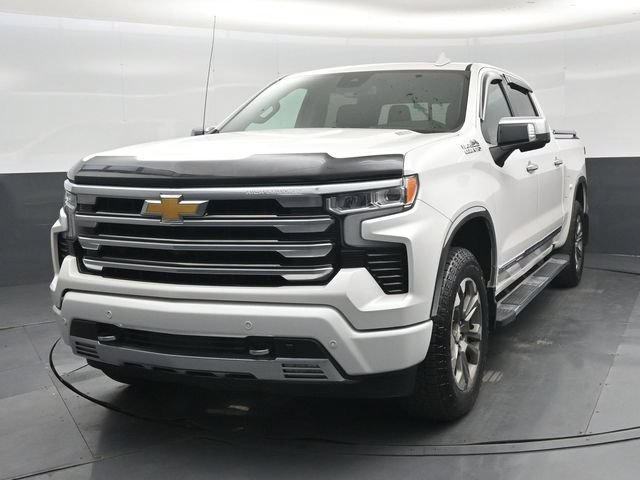 Used 2024 Chevrolet Silverado 1500 High Country w/ Z71 Off-Road Package AWD/4WD image 37