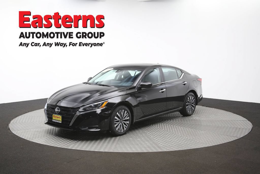 Used 2023 Nissan Altima 2.5 SV w/ SV Premium Package FWD image 57