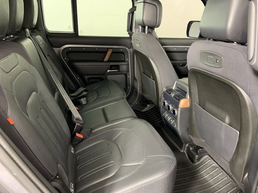Used 2020 Land Rover Defender 110 X image 15