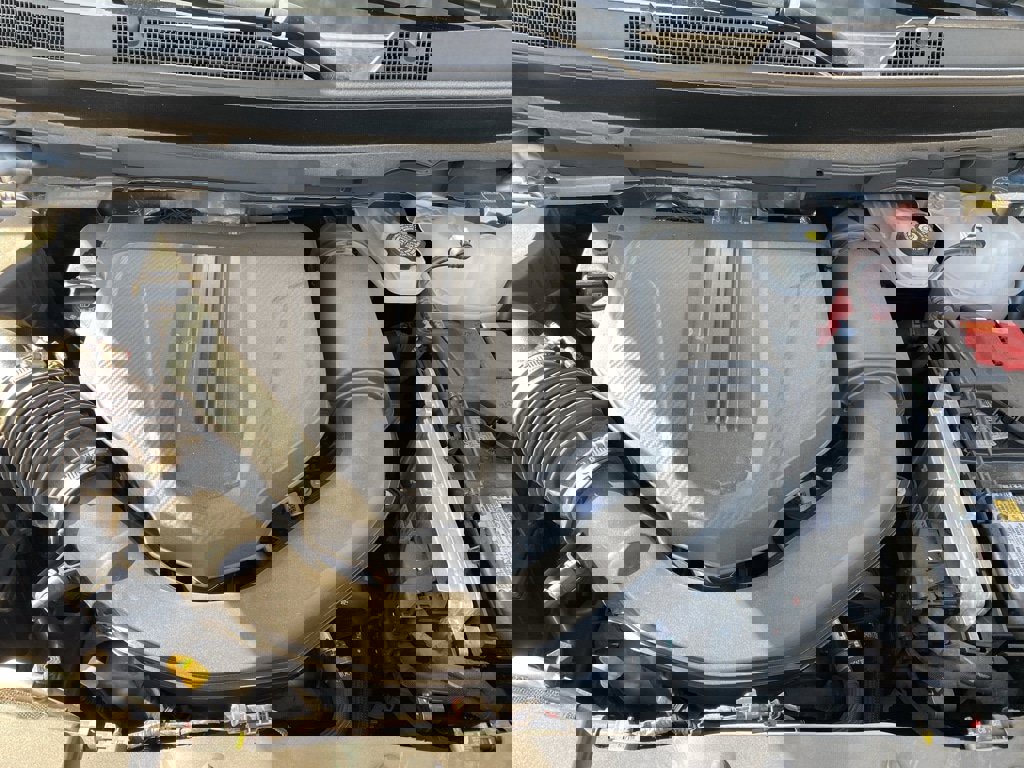 Used 2025 GMC Acadia Elevation image 14