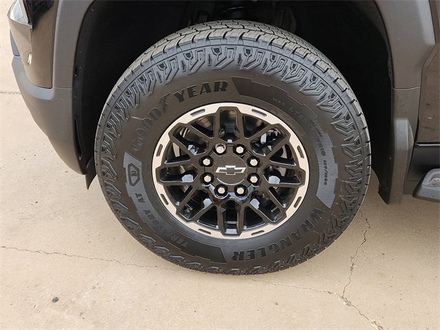 New 2026 Chevrolet Silverado EV Trail Boss image 8