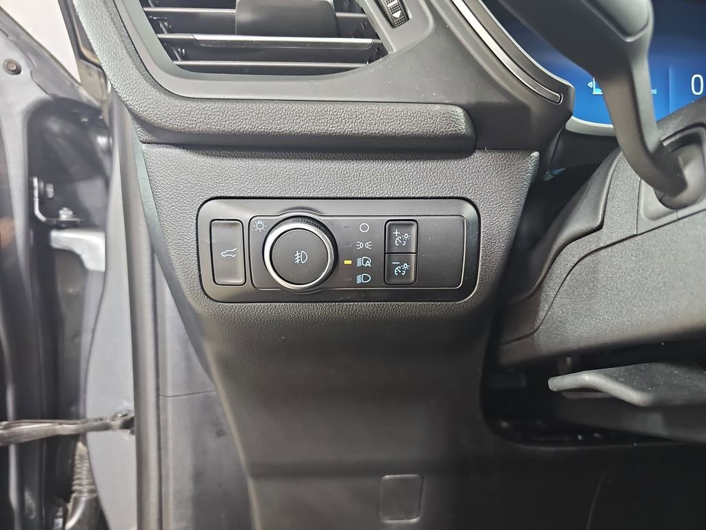 Used 2025 Ford Escape Platinum AWD/4WD image 32