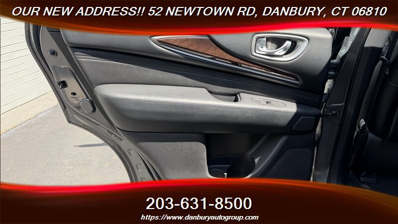 Used 2015 INFINITI QX60 Luxe w/ Deluxe Touring Package AWD/4WD image 31