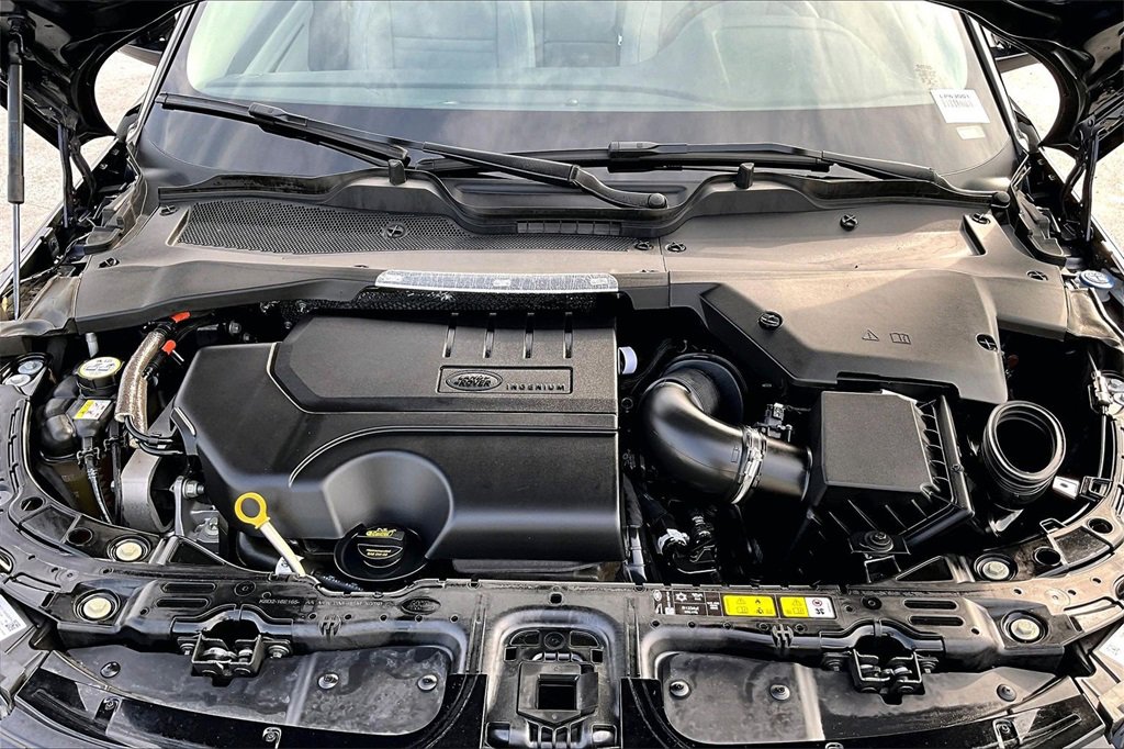 Used 2022 Land Rover Range Rover Evoque SE image 28