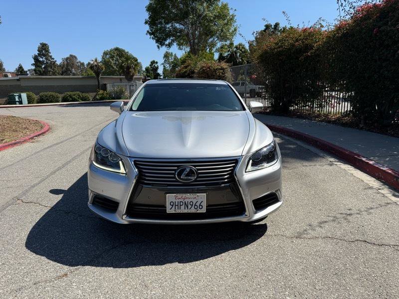 Used 2015 Lexus LS 460 L w/ Ultra Luxury Package AWD/4WD image 2