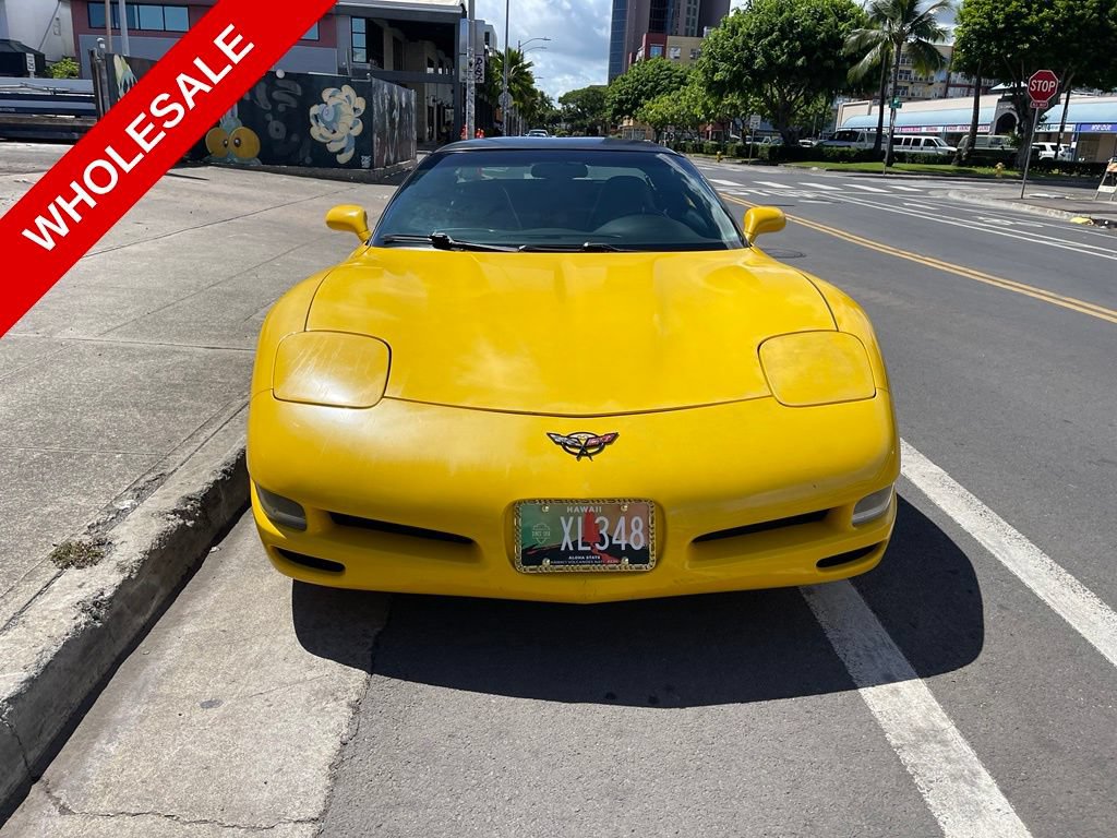 Used 2003 Chevrolet Corvette Coupe RWD video 2