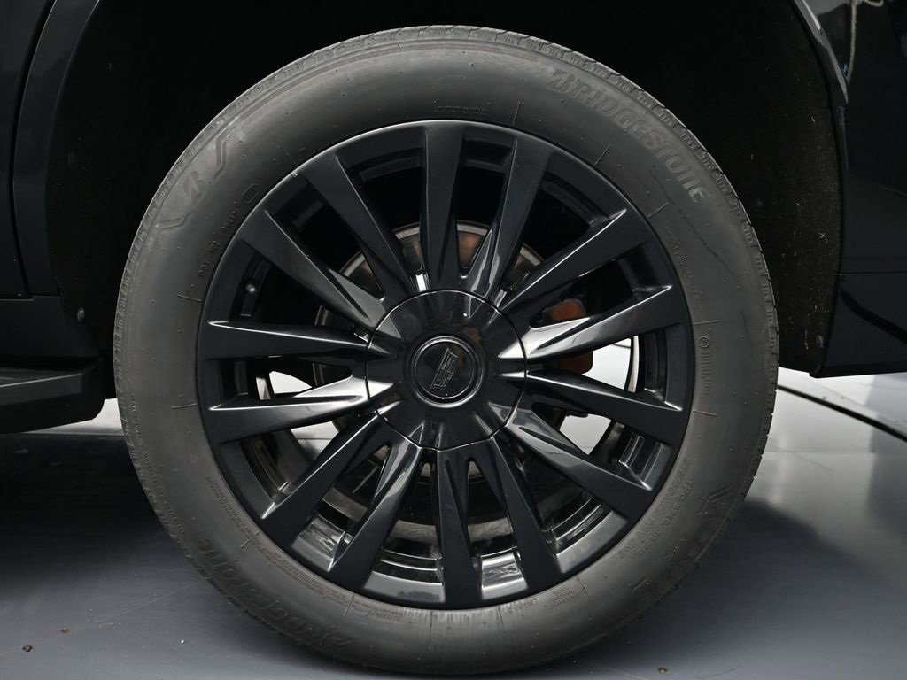 Used 2023 Cadillac Escalade Premium Luxury image 26