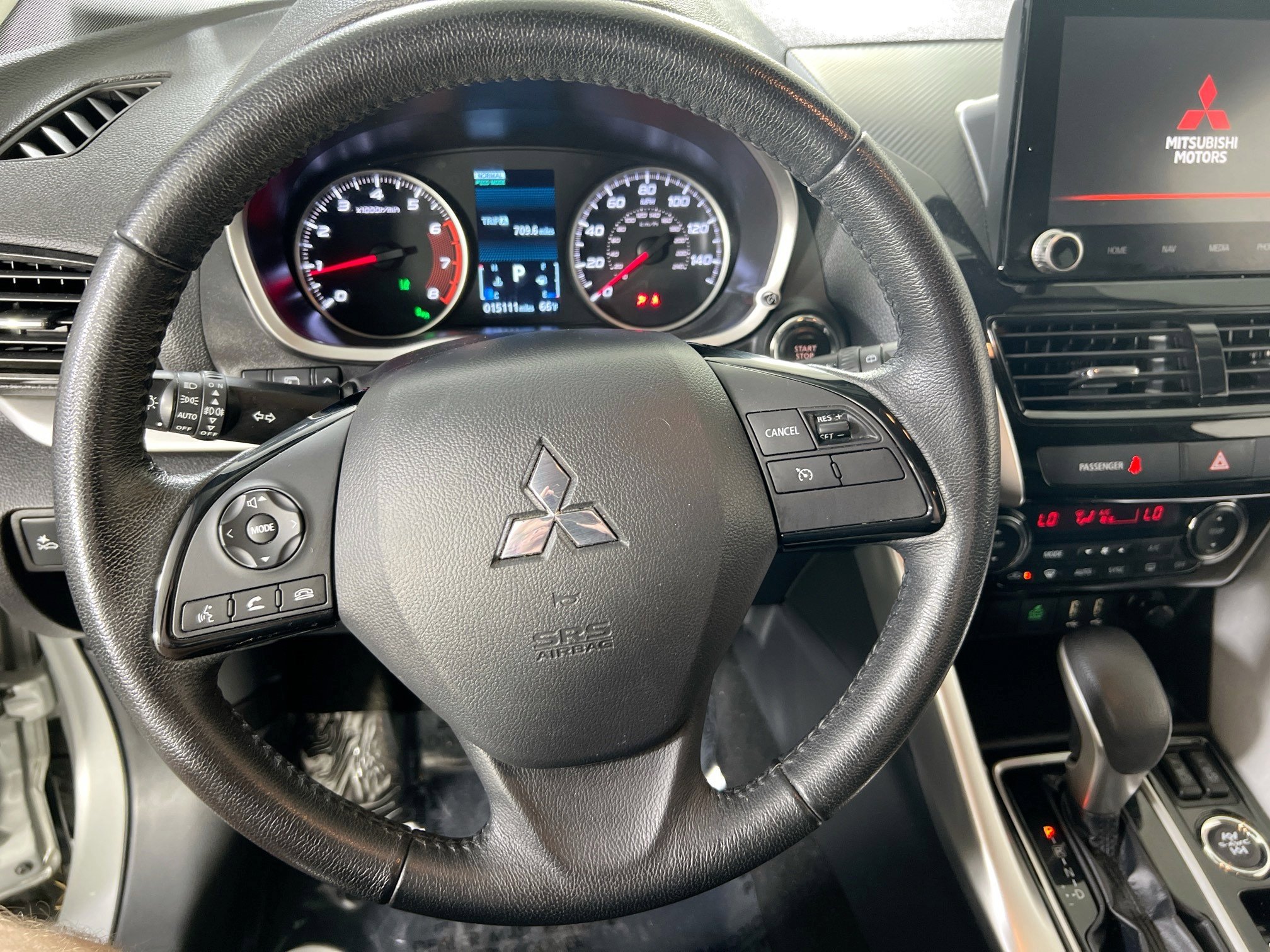 Used 2023 Mitsubishi Eclipse Cross SE image 11