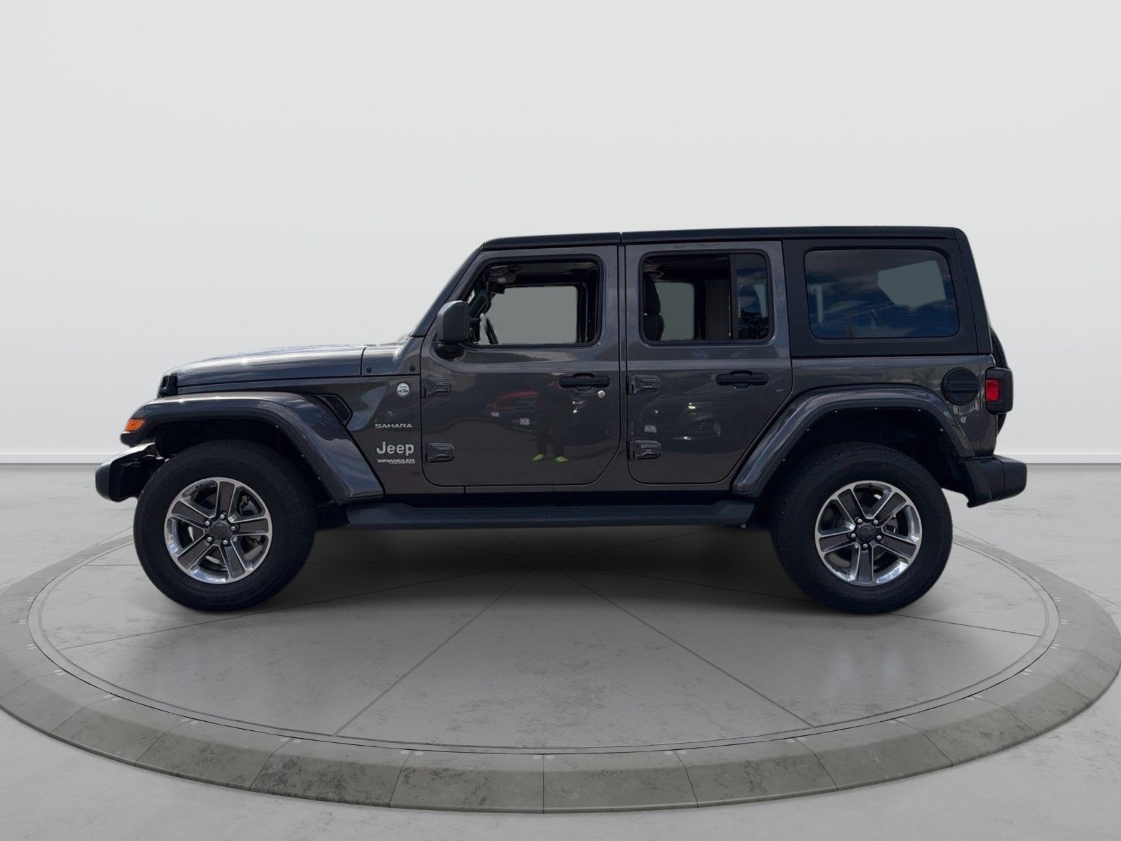 Used 2022 Jeep Wrangler Unlimited Sahara AWD/4WD image 4