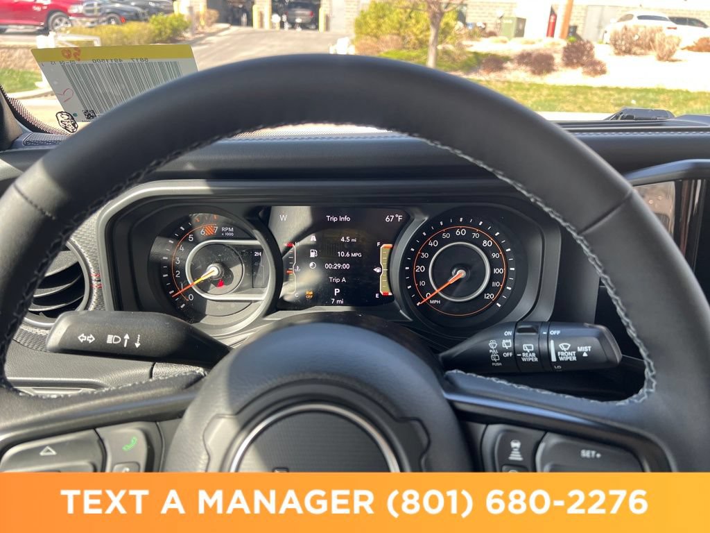 New 2026 Jeep Wrangler Unlimited Rubicon AWD/4WD image 15