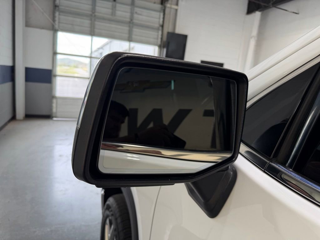 Used 2022 GMC Sierra 1500 SLT w/ SLT Premium Plus Package AWD/4WD image 12