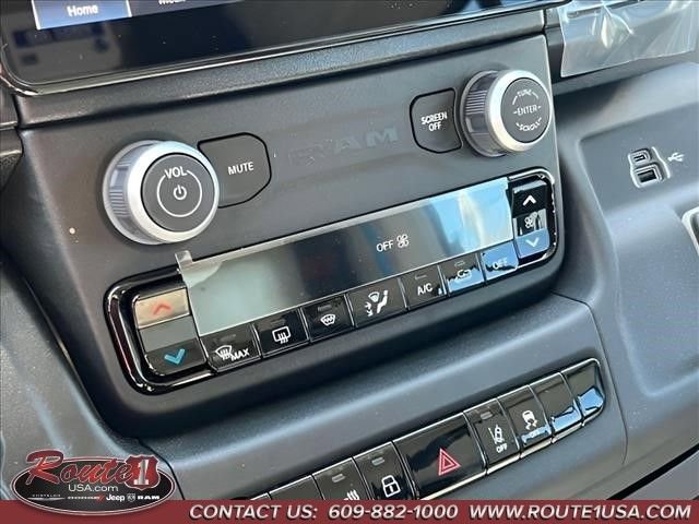 New 2024 RAM ProMaster 3500 w/ Delivery Van Package image 25