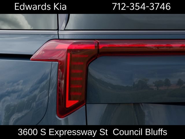New 2027 Kia Carnival SX Prestige FWD image 13