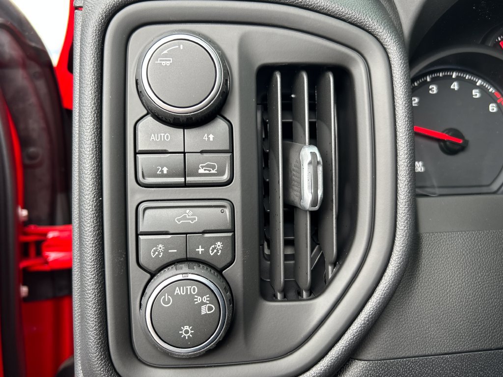 New 2026 Chevrolet Silverado 1500 Custom AWD/4WD image 14