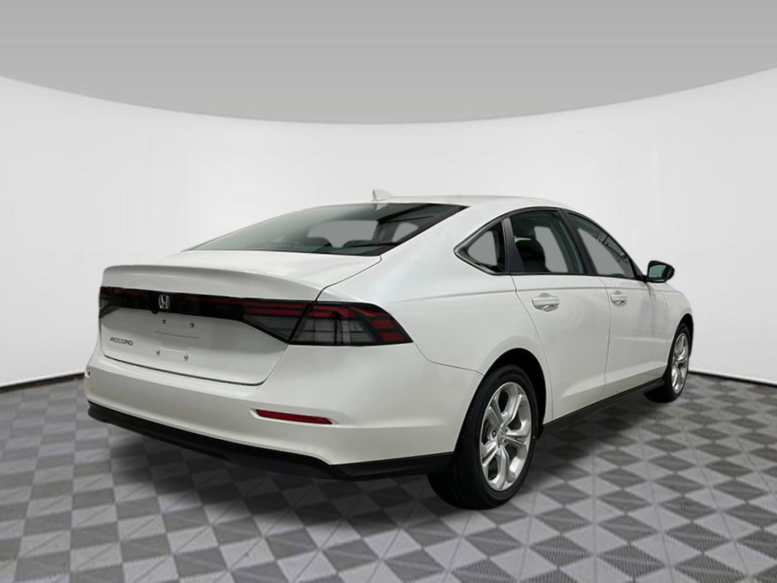 New 2025 Honda Accord LX image 5