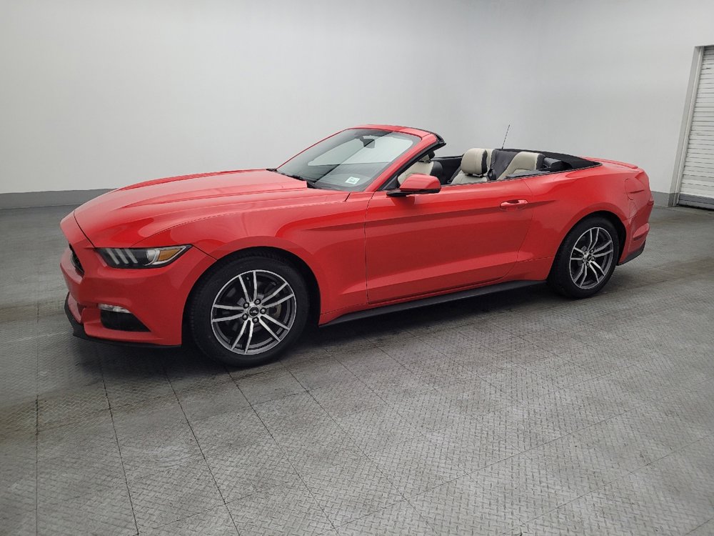 Used 2017 Ford Mustang Premium image 2