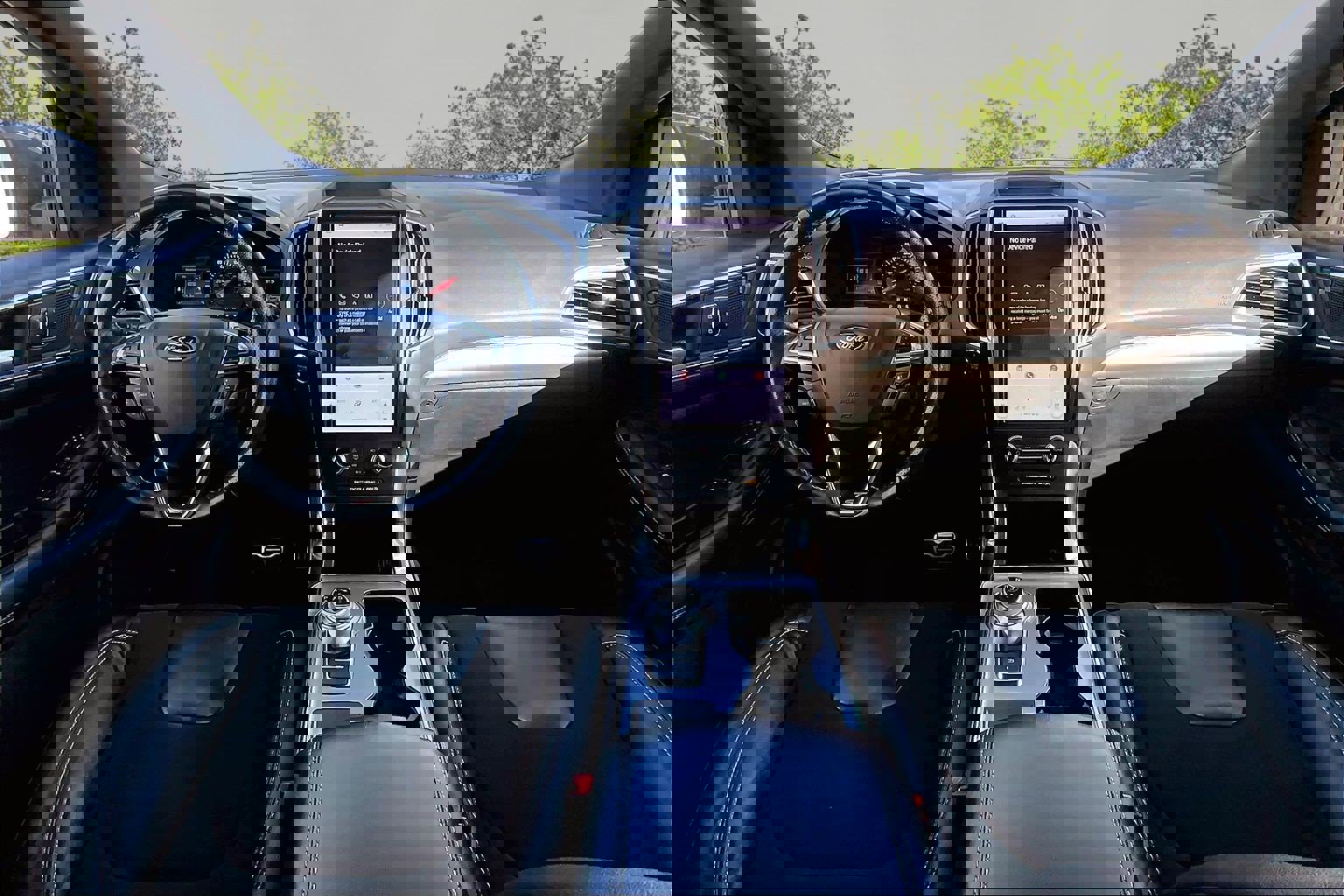 Certified 2024 Ford Edge ST image 16