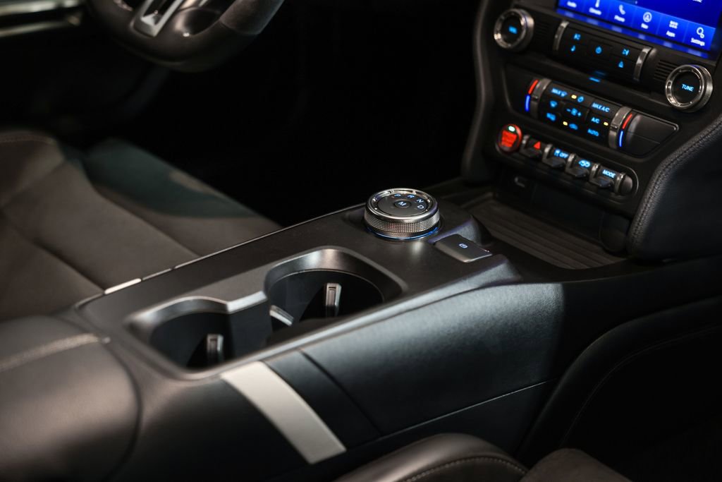 Used 2020 Ford Mustang Shelby GT500 w/ Technology Package image 26