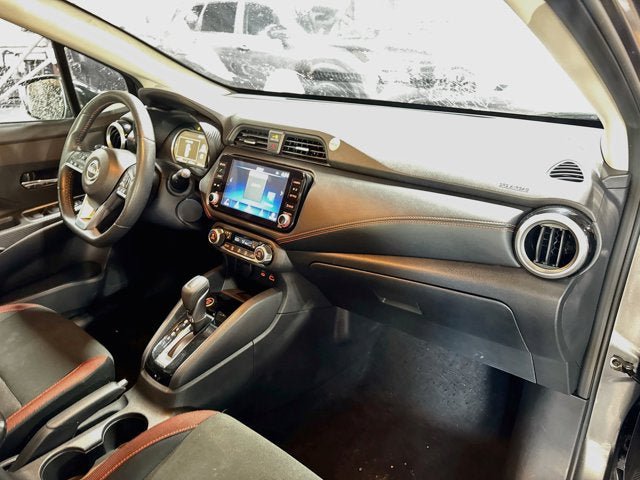 Used 2025 Nissan Versa SR FWD image 24