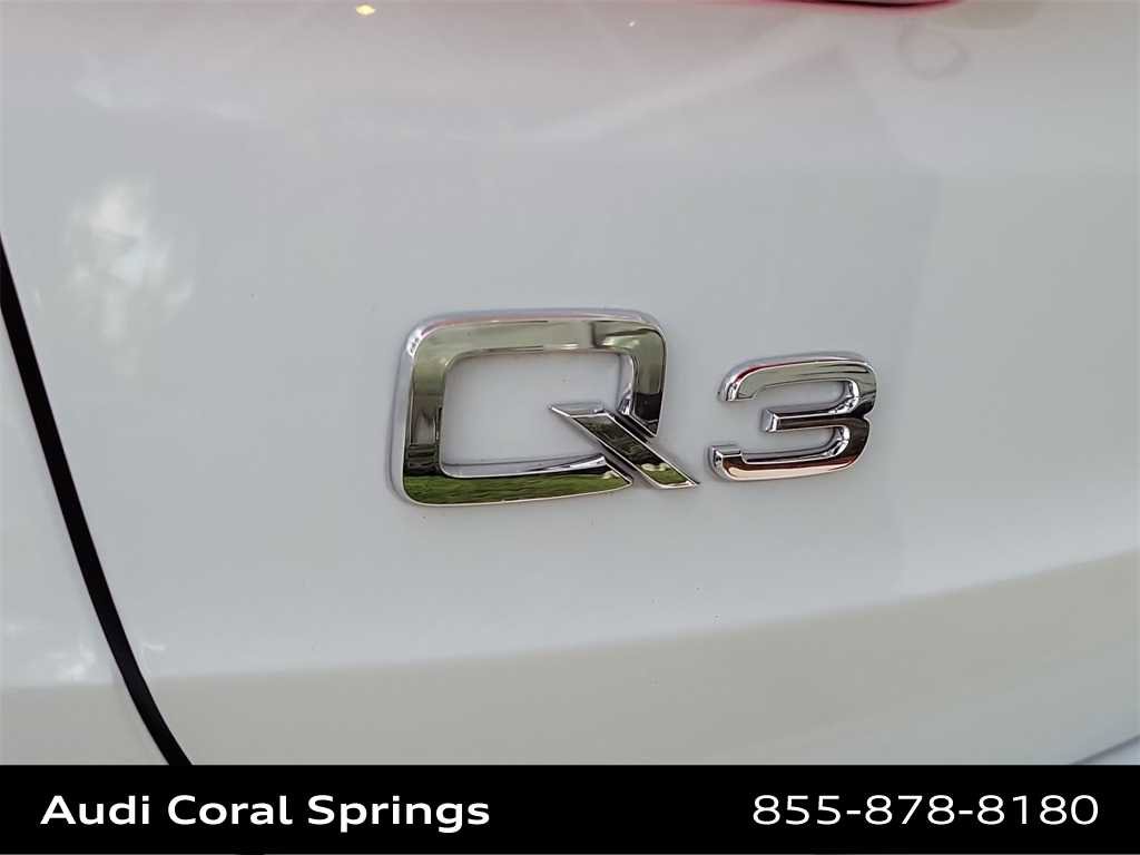 Certified 2022 Audi Q3 2.0T Premium Plus w/ Premium Plus Package image 7