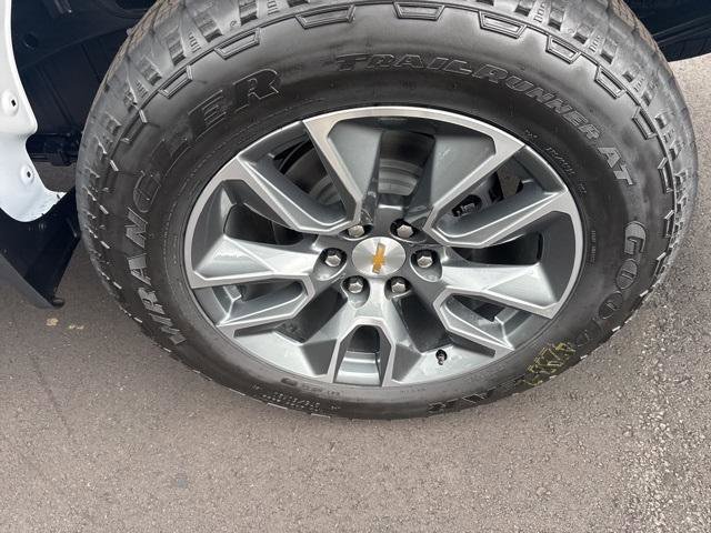 New 2026 Chevrolet Silverado 1500 LT image 32