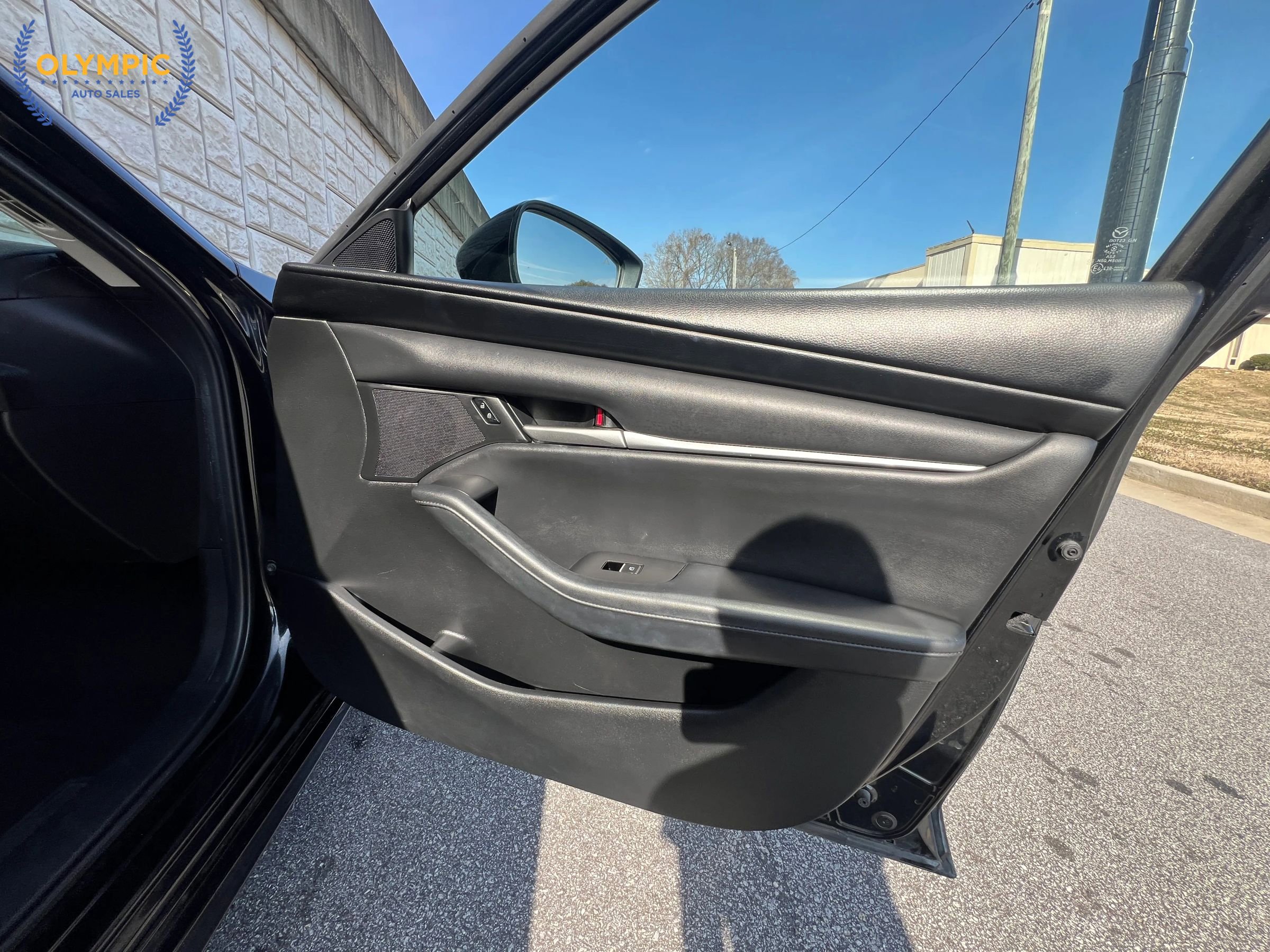 Used 2021 MAZDA MAZDA3 s image 42