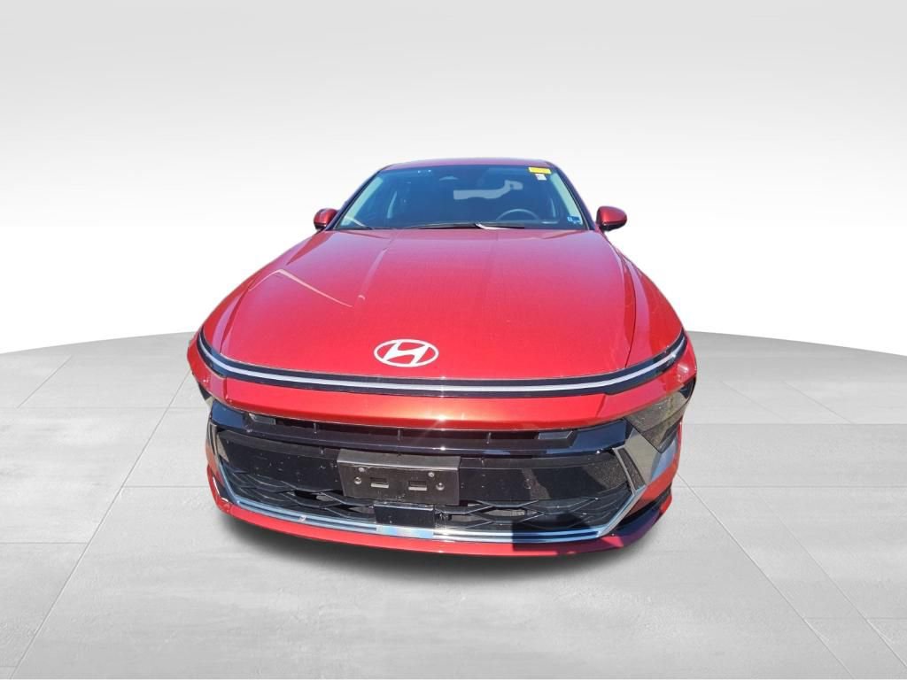 Used 2025 Hyundai Sonata SEL FWD image 3