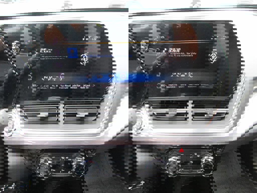 New 2026 Chevrolet Trax ACTIV FWD image 31