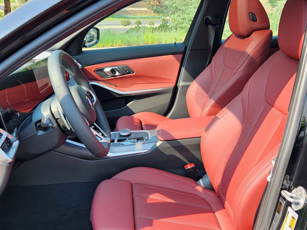 New 2026 BMW 330i xDrive Sedan w/ M Sport Package AWD/4WD image 10