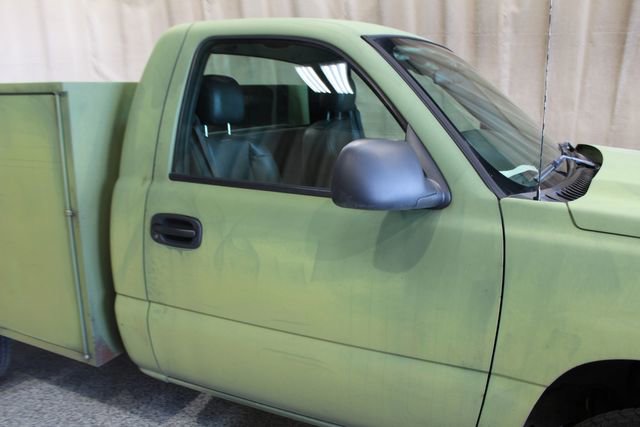 Used 2006 Chevrolet Silverado 2500 W/T w/ Heavy-Duty Power Package image 11