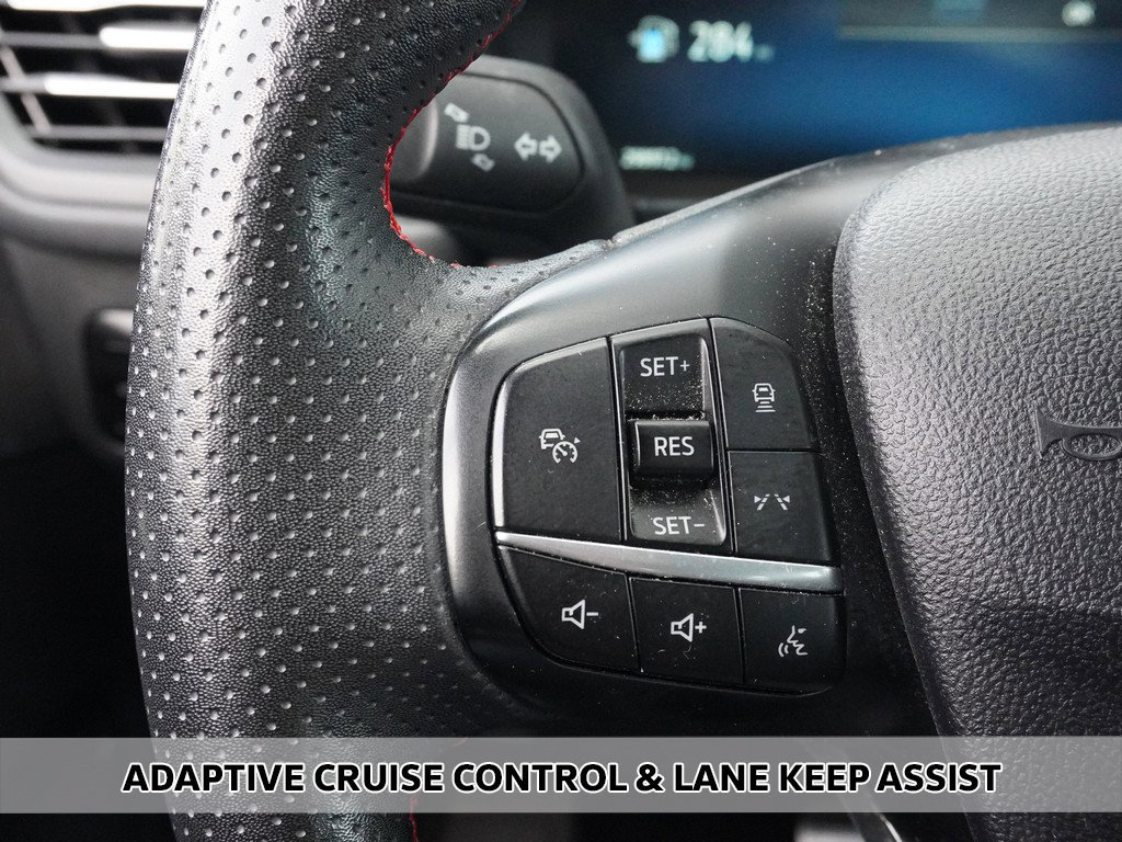 Used 2023 Ford Escape ST-Line Elite AWD/4WD image 4