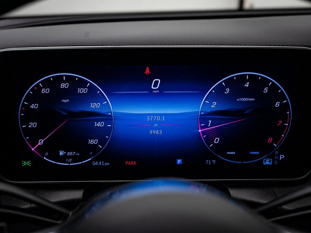 Certified 2025 Mercedes-Benz GLC 300 4MATIC image 27