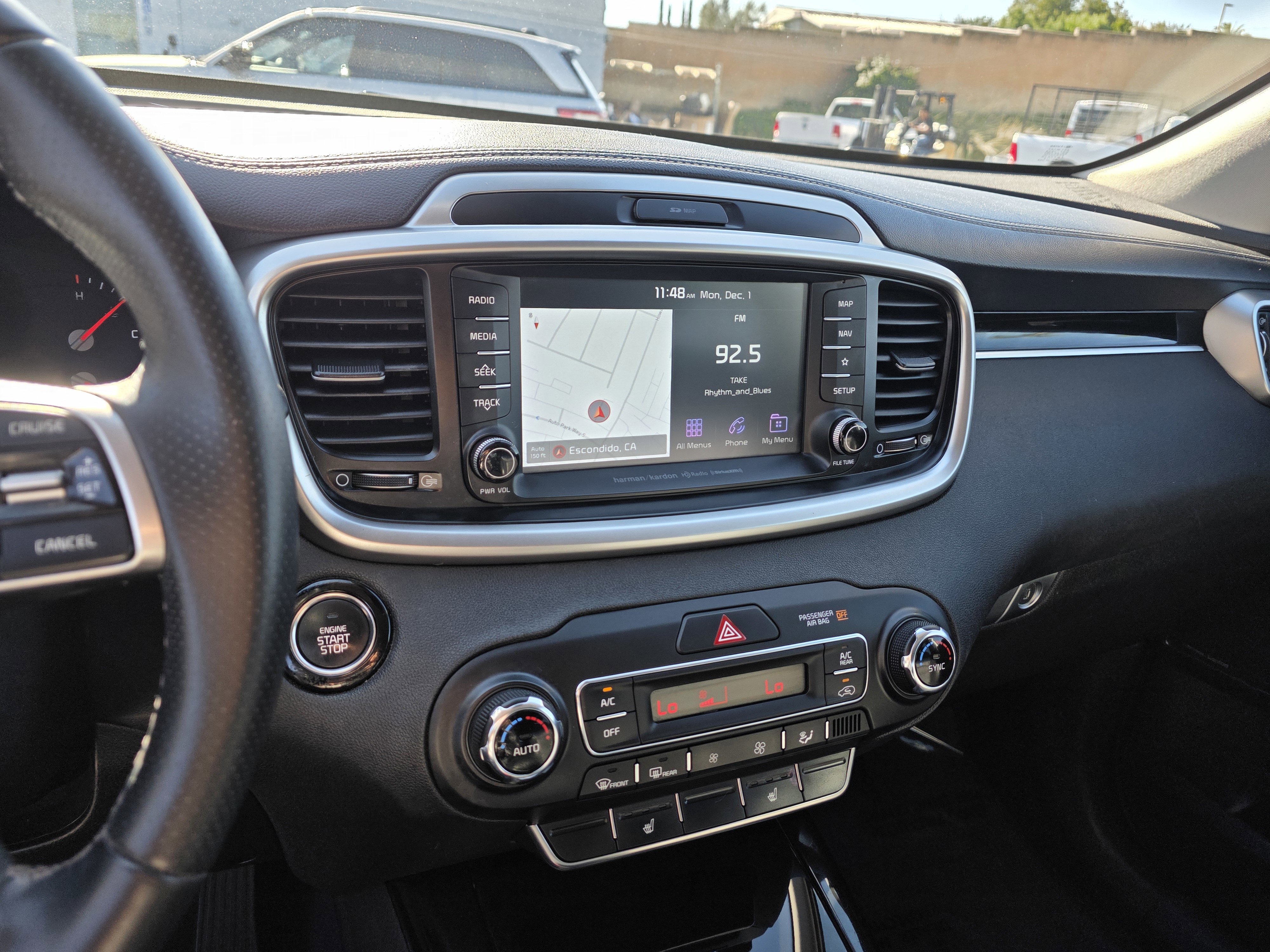 Used 2019 Kia Sorento SX image 14