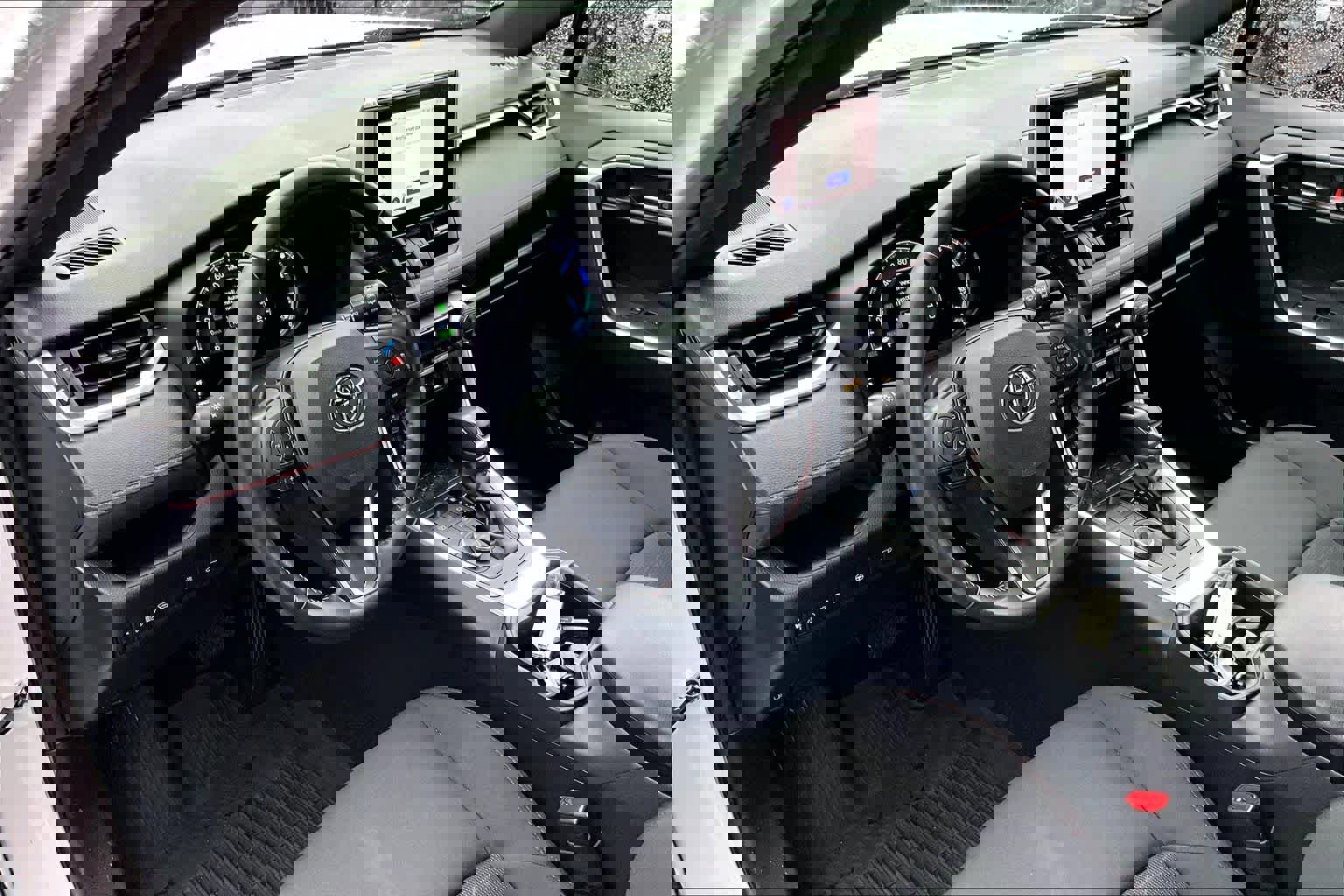 Used 2023 Toyota RAV4 SE image 16