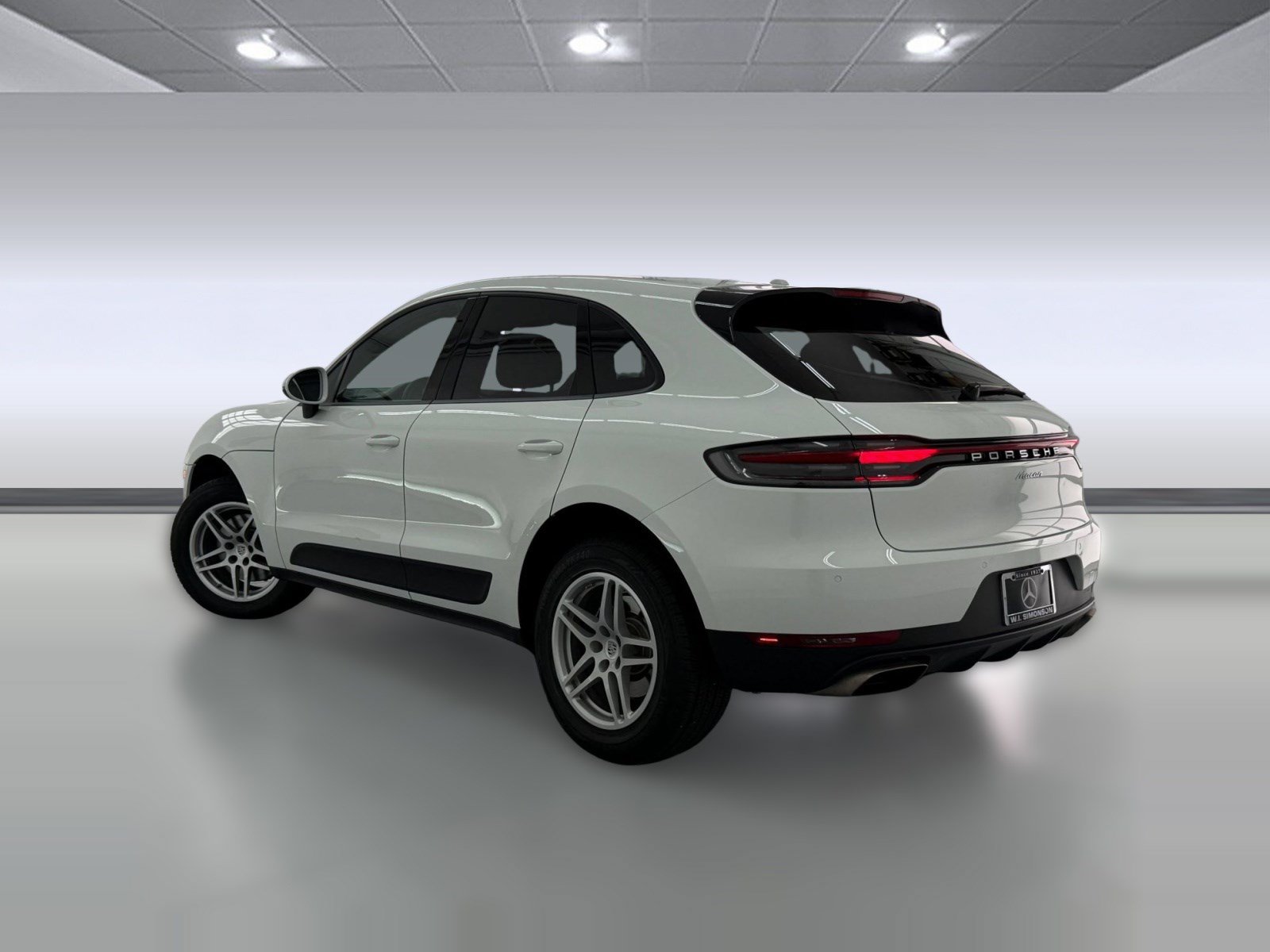 Used 2019 Porsche Macan AWD/4WD image 3