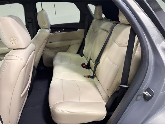 Used 2017 Cadillac XT5 Luxury w/ Driver Awareness Package FWD image 28