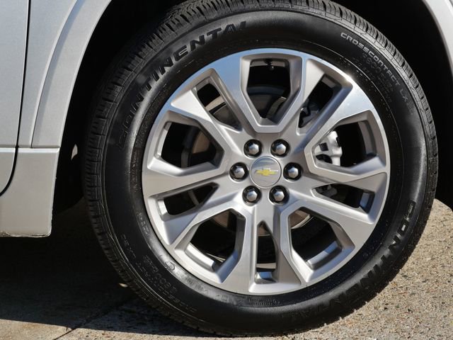 Used 2021 Chevrolet Traverse Premier w/ LPO, Floor Liner Package AWD/4WD image 9