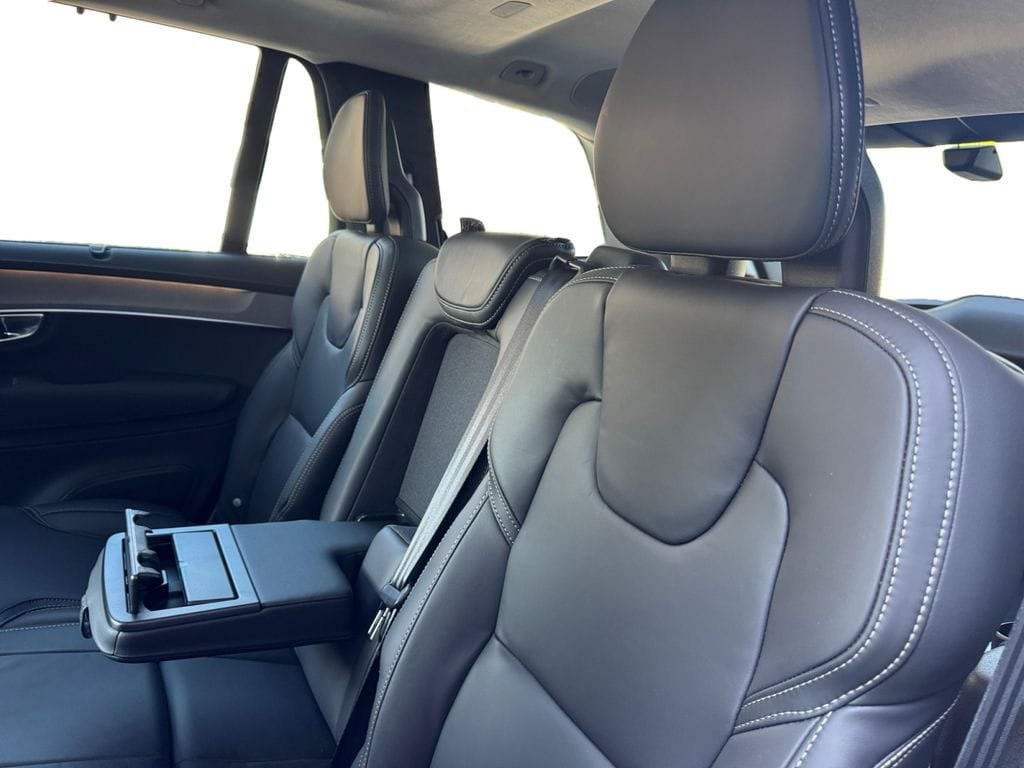 New 2026 Volvo XC90 B6 Ultra w/ Lounge Package AWD/4WD image 27