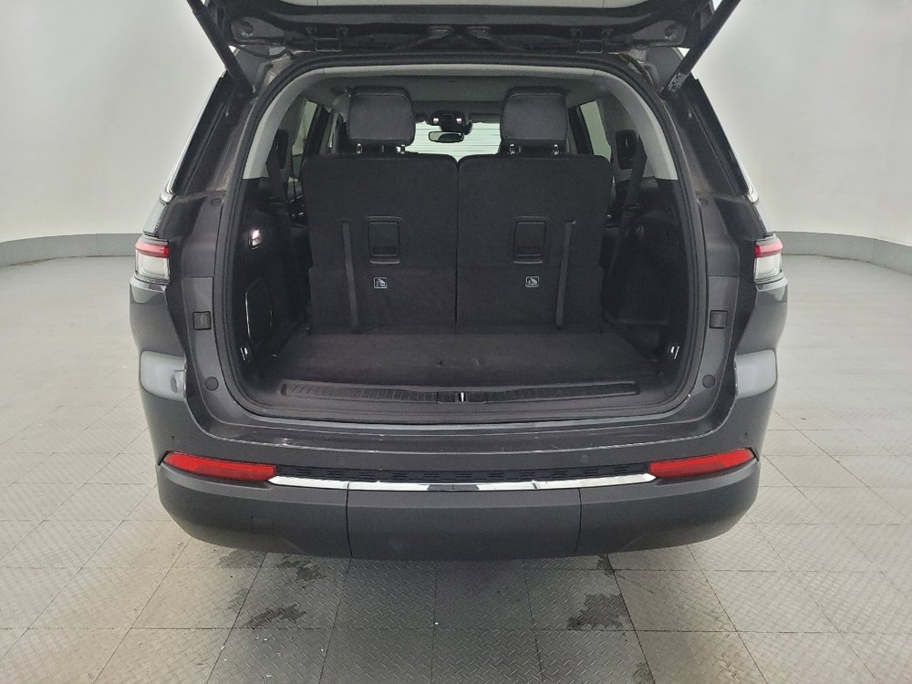 Used 2021 Jeep Grand Cherokee L Limited AWD/4WD image 29
