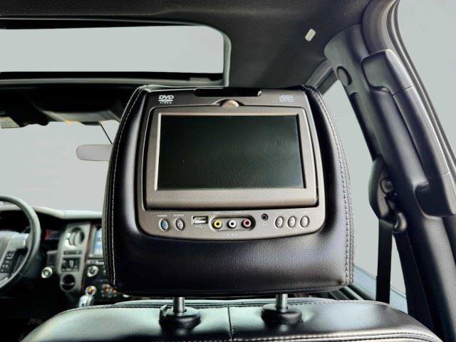 Used 2016 Ford Expedition EL Platinum RWD image 45