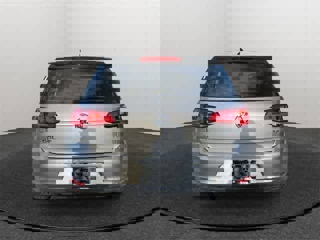 Used 2015 Volkswagen Golf S image 6