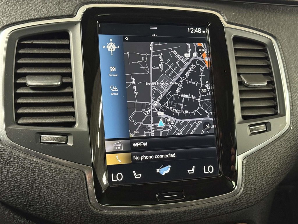 Used 2022 Volvo XC90 T6 Momentum w/ Climate Package image 6