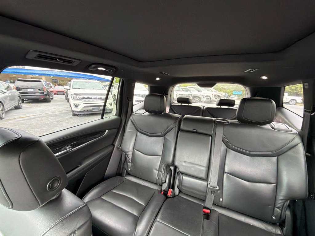 Used 2020 Cadillac XT6 Premium Luxury AWD/4WD image 9