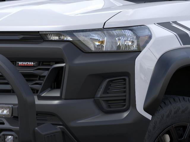 New 2025 Chevrolet Colorado Trail Boss w/ Off-Road Front Bumper Package AWD/4WD image 10
