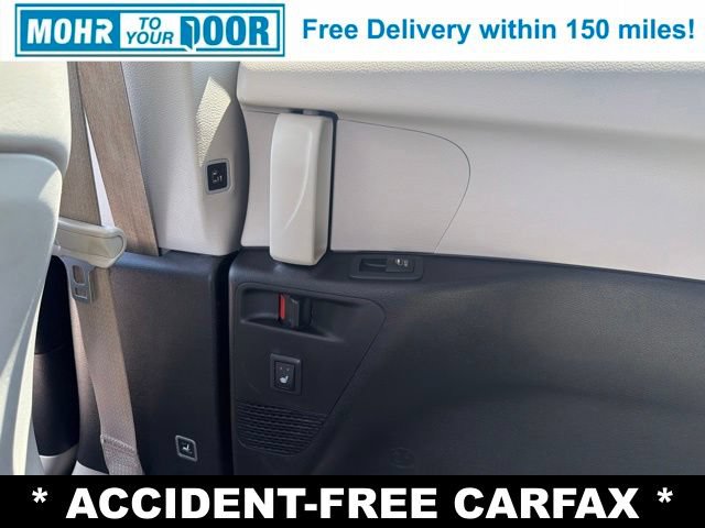Used 2019 Chrysler Pacifica Limited FWD image 42