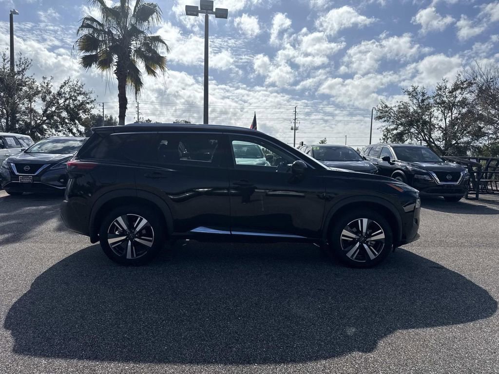 Certified 2023 Nissan Rogue SL w/ SL Premium Package image 2