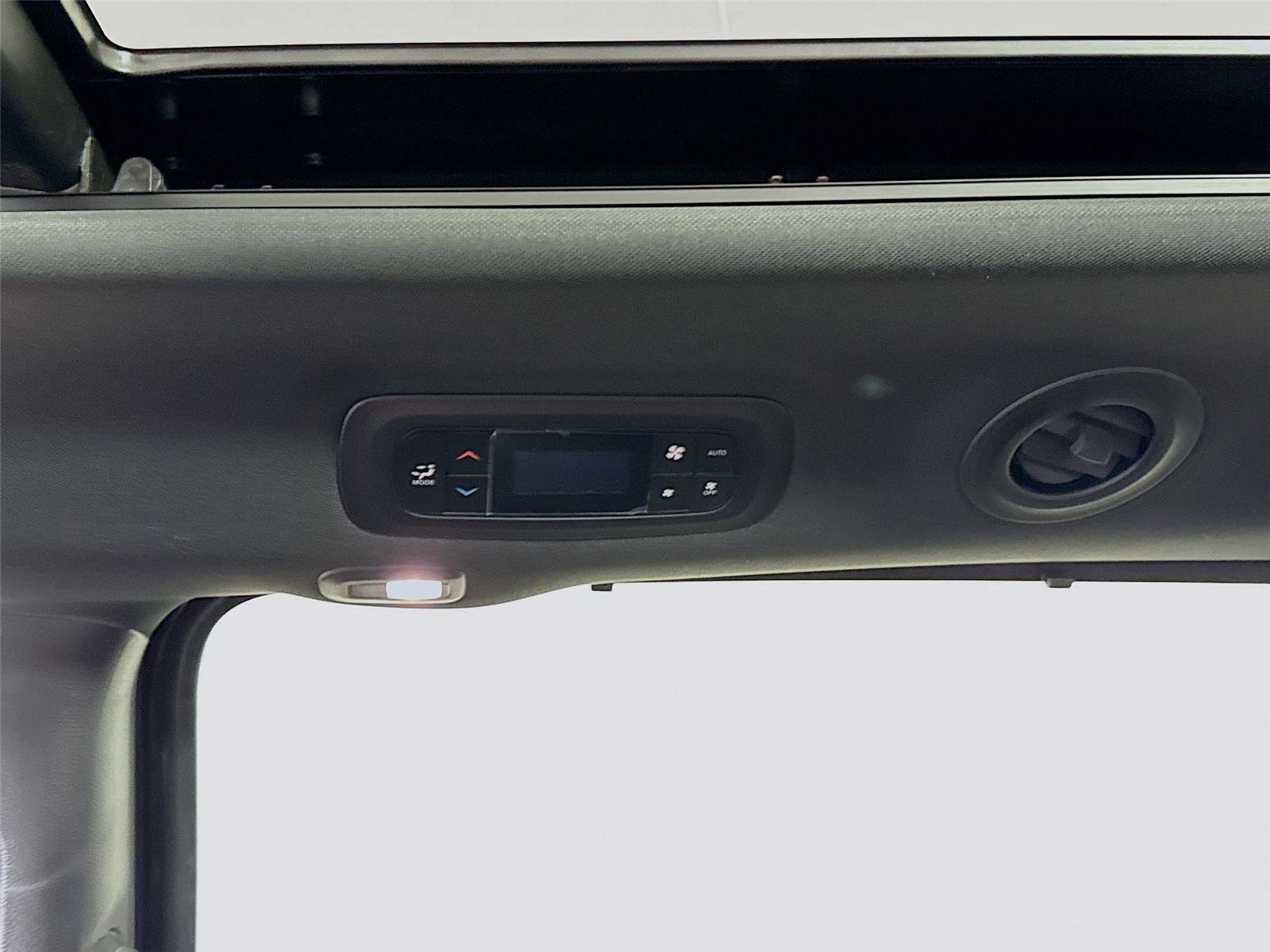 New 2026 Chrysler Pacifica Limited image 20