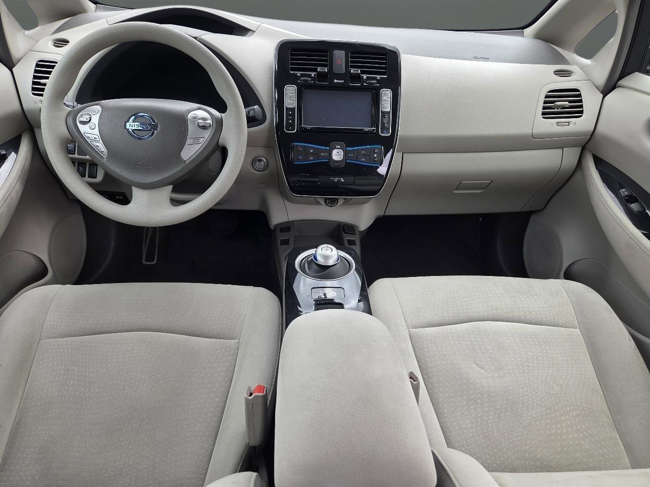 Used 2011 Nissan Leaf SL FWD image 17